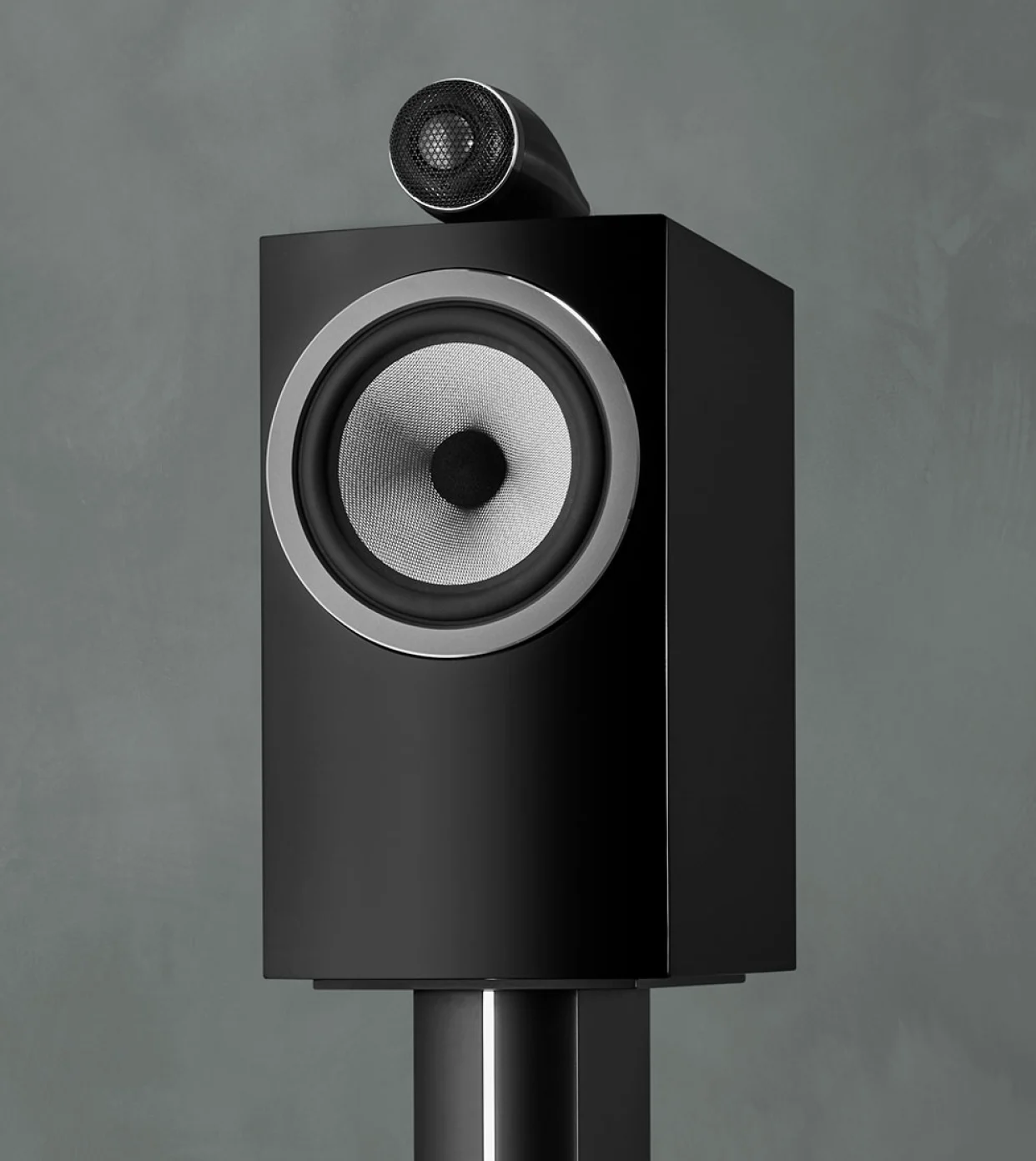 Bowers & Wilkins 700 Series Stand Mount Speaker in Gloss Black - 705 S3 (GB)