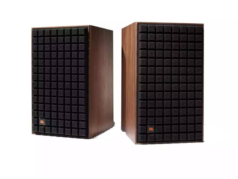 JBL 2-Way Bookshelf Loudspeaker in Black  - JBLL82CLASSICBLKAM