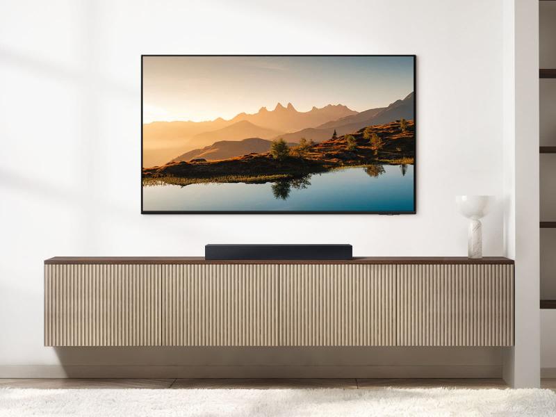 Samsung B-Series 2.0 Channel Soundbar (2025) - HW-B400F/ZC